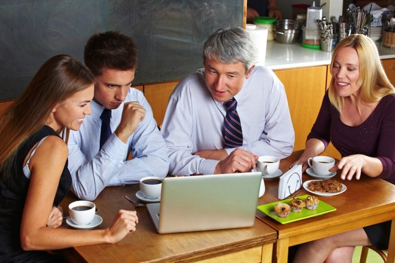 Kenapa Cafe Fontana Jadi Tempat Favorit untuk Acara Komunitas?